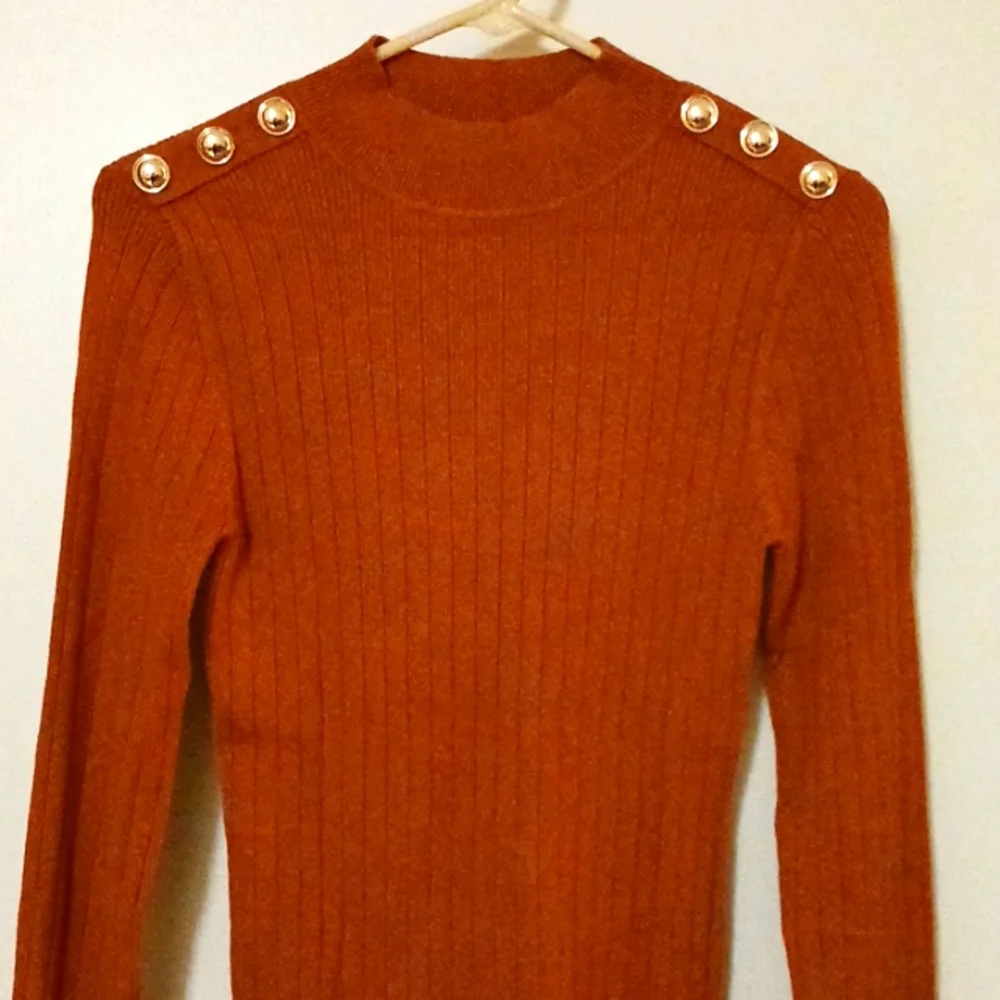 NWOT Ribbed Sweater - Picture 3 of 4